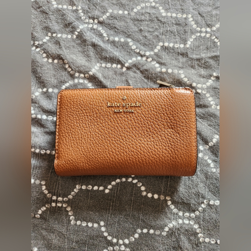 Kate Spade Madison Medium Compact Wallet